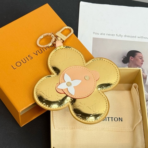 Louis Vuitton Accessories - Louis Vuitton Gold and Orange Key Holder